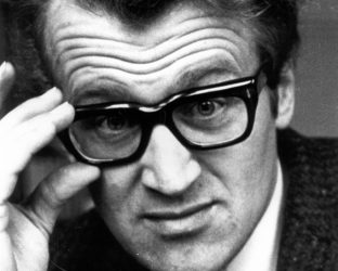 Foto: Schrijver en uitgever Josse de Haan (Anneke Bleeker/collectie Tresoar CC BY-SA 4.0)